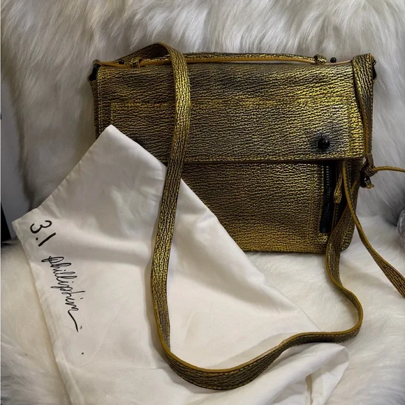 3.1 PHILLIP LIM
Gold/Black Shark Embossed
Leather Medium Pashli Satchel
Bag💛🖤 - Picture 12 of 14